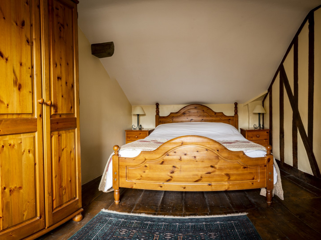 Bedroom at Winnie's Hayloft, Bwlch